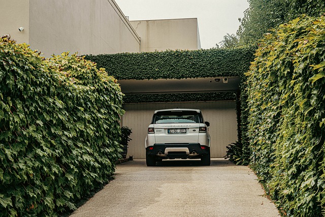 Færdigbygget garage: Hvad koster det egentlig?